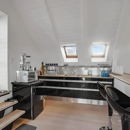 Lägenhet Stunning In With Kitchen *