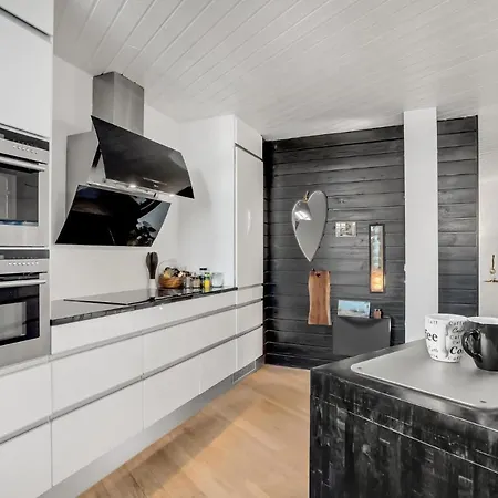 Stunning In With Kitchen Lägenhet *